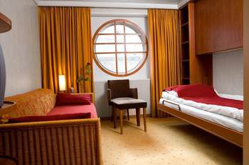 2-Bed Outside Cabin, S